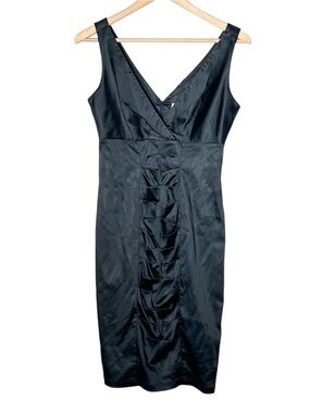 Calvin Klein black satin V-neck sheath cocktail dress size 6? B100